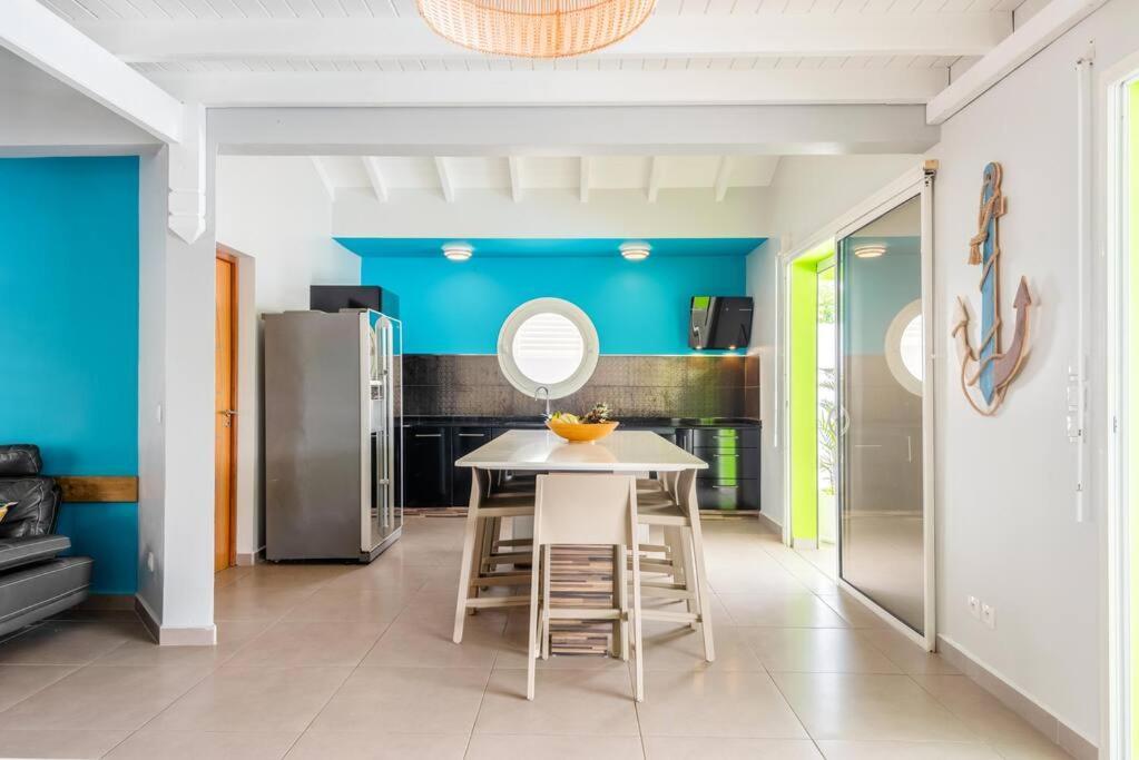 לה גוסייר Villa De Standing Avec Piscine Au Gosier מראה חיצוני תמונה